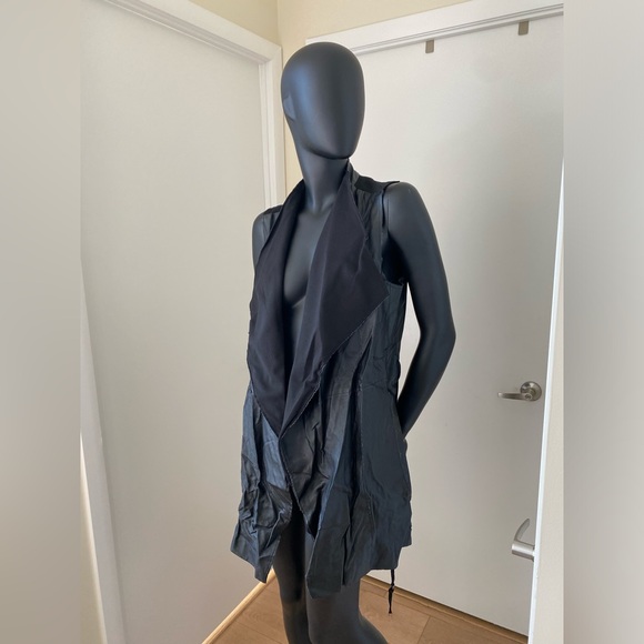 Waterfall Vegan Leather Cardigan - Picture 4 of 4